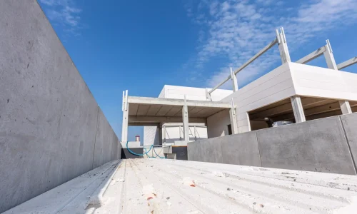 AnyConv.com__warehouse-construction-building-a-new-industrial-2025-03-24-09-30-00-utc