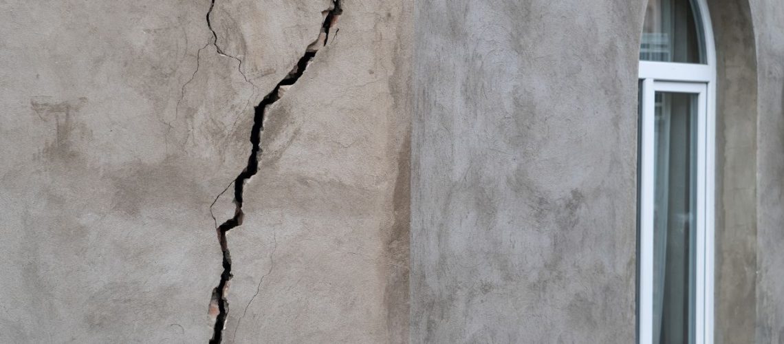 How to repair concrete cracks